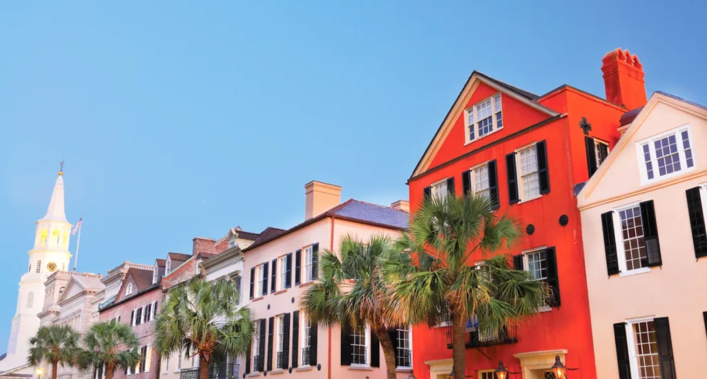 Discover Charleston, SC: Places to Stay, Fun Activities, and Real Estate Tips